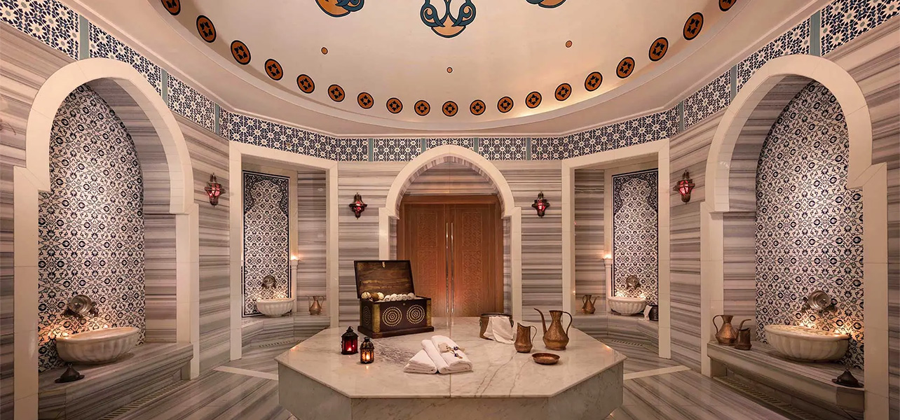 Traditional Turkish Bath Experience in Istanbuls